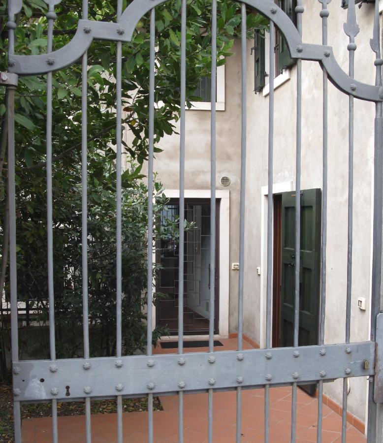 Corte Roveggia - Monolocale Picasso Verona Exterior photo